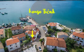 Отель Apartment in Klimno/Insel Krk 12467  Климно